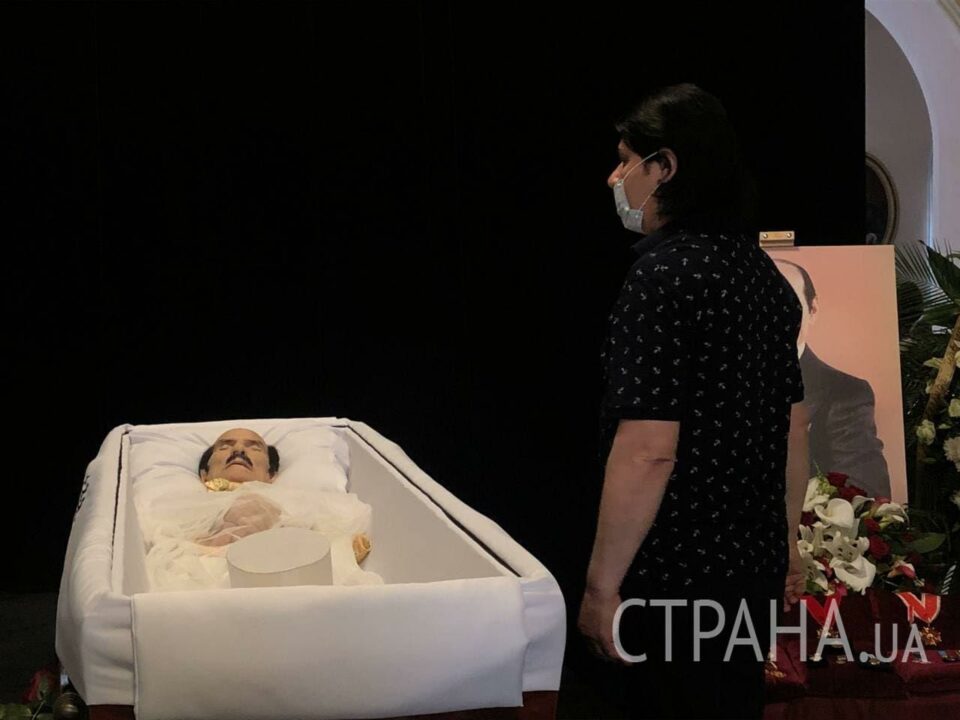 Похороны Григория Чапкиса: с хореографом простились Зеленский и звезды эстрады - рис. 1