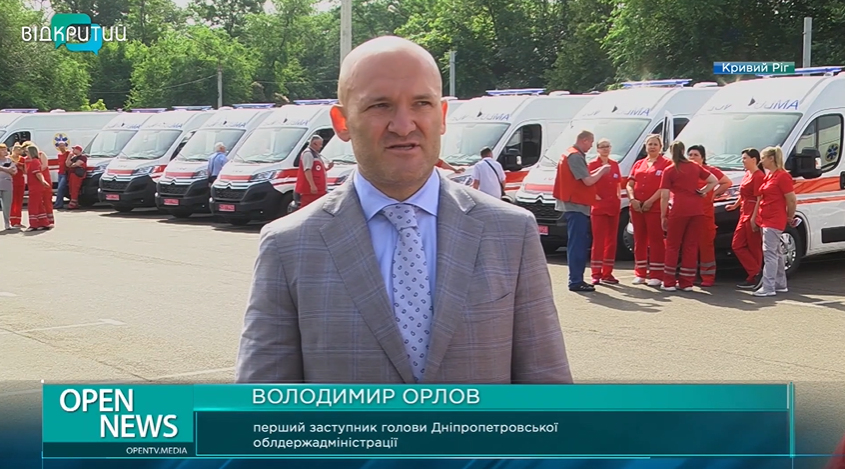 Криворожская станция экстренной медицины получила новые машины «скорой» (ВИДЕО) - рис. 3