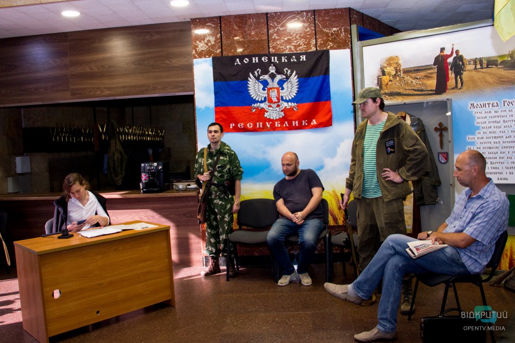В днепровском Музее АТО рассказали, как живут украинцы, попавшие в плен - рис. 2