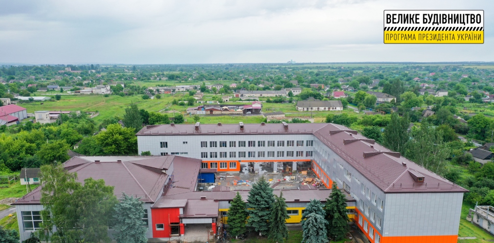 На Днепропетровщине завершают капитальный ремонт опорной школы в Петропавловке - рис. 6