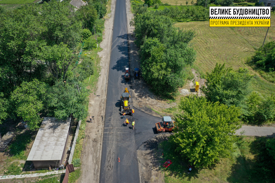 На Днепропетровщине завершают ремонт дороги Партизанское – Лобойковка - рис. 2