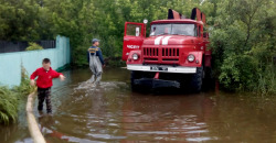 Около 105 тысяч кубометров воды: днепровские спасатели продолжают бороться с подтоплениями - рис. 13