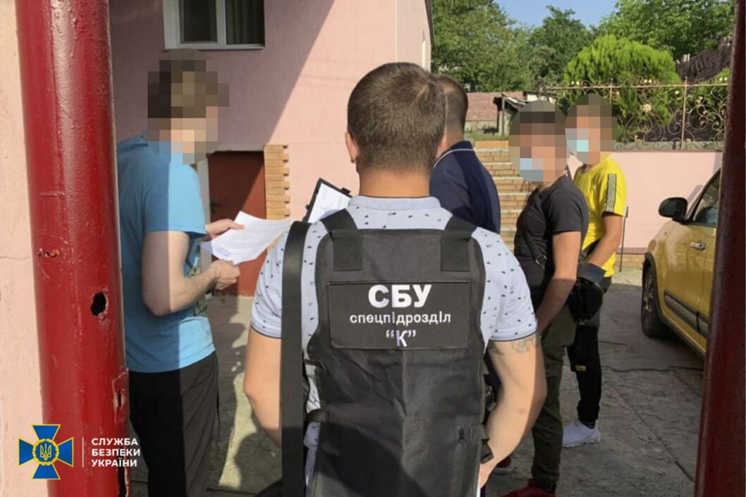 Сотрудник днепровского СИЗО продавал наркотики заключенным - рис. 4