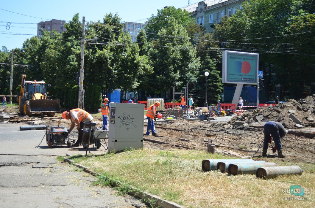 В Днепре на Сечевых Стрельцов стартовала реконструкция трамвайных путей: фото - рис. 1