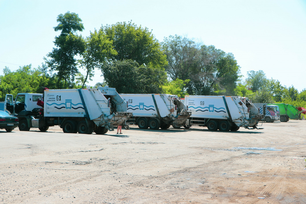 Сломанные баки и тонны отходов: как в Днепре организован вывоз мусора - рис. 3