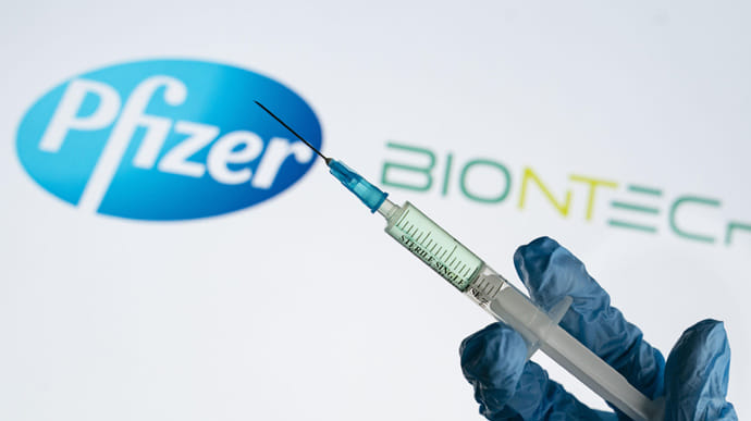 Вакцинироваться придется трижды: Pfizer обнародовал новую информацию - рис. 1