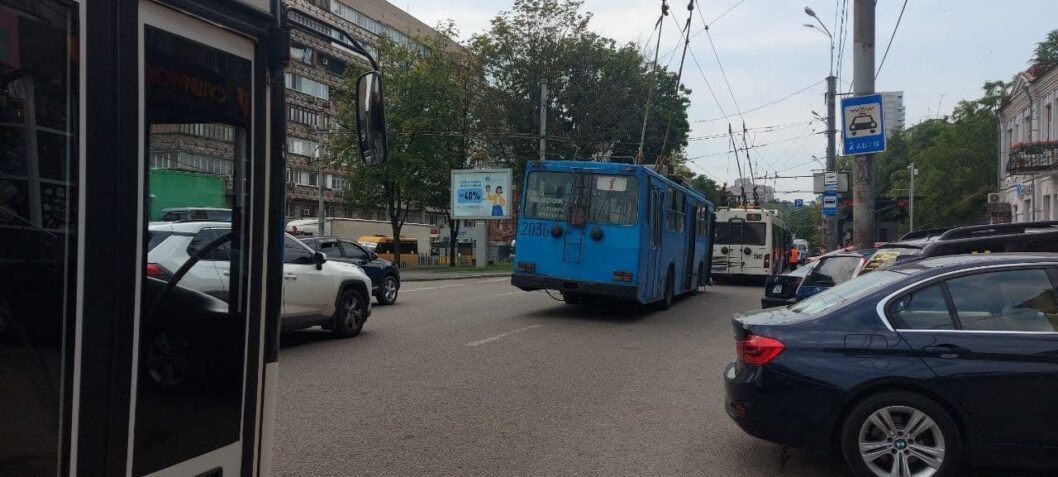 В Днепре во время движения в трамвае произошло задымление - рис. 3