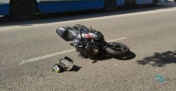 В центре Днепра в результате ДТП пострадала мотоциклистка: фото/видео - рис. 17