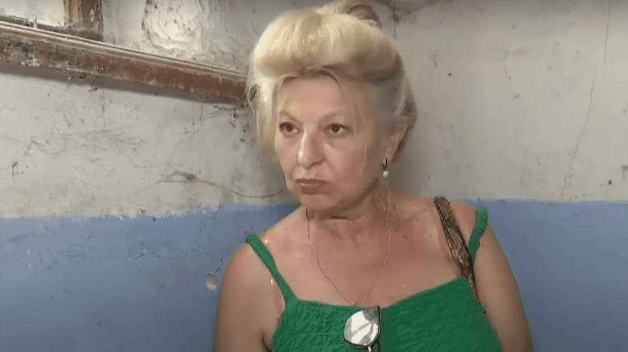 На Днепропетровщине пенсионерка жила в квартире с умершей матерью: видео - рис. 1