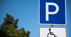 В Днепре ветерану с инвалидностью выписали штраф за парковку в положенном месте - рис. 12
