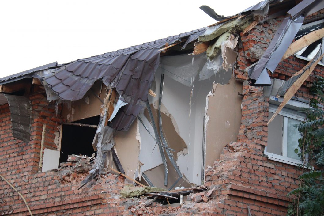 Мэр Днепра заявил о начале сноса в Днепре незаконно возведенных зданий - рис. 8