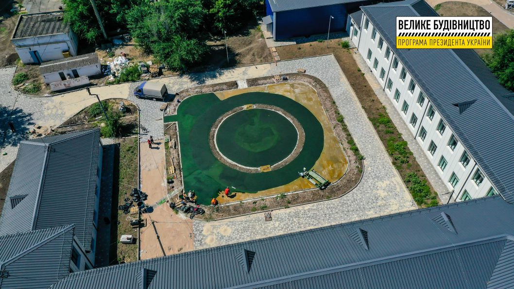 На Днепропетровщине завершают реконструкцию Апостоловской школы - рис. 6