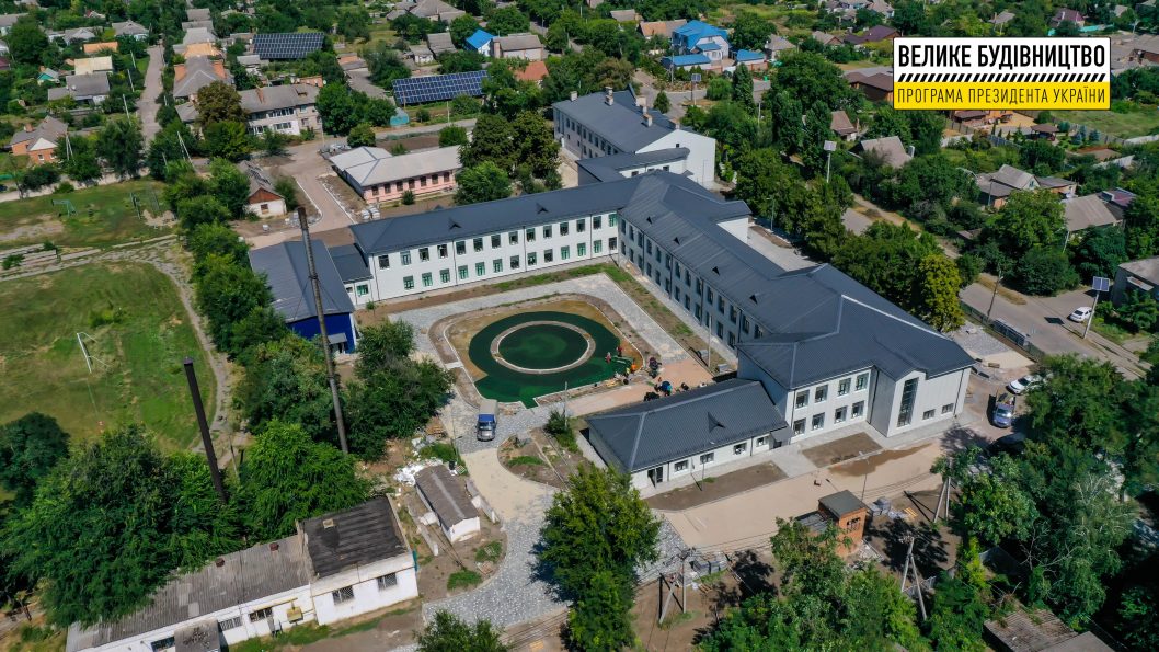 На Днепропетровщине завершают реконструкцию Апостоловской школы - рис. 10