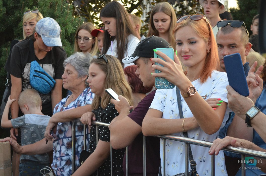 Здоровье, суши и рекорд: в днепровском сквере «Прибрежный» прошел фестиваль (Фото) - рис. 37