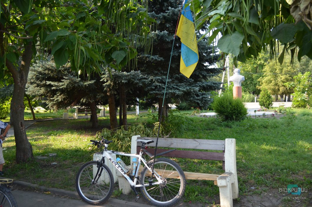 30 километров ко Дню Независимости: под Днепром провели велопробег дружбы (Фото) - рис. 9