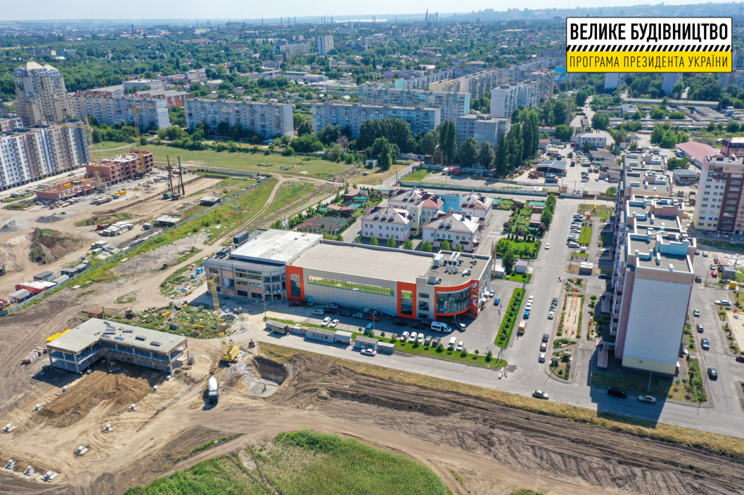 Под Днепром строят новый бассейн с большими витражами и теплыми полами - рис. 7