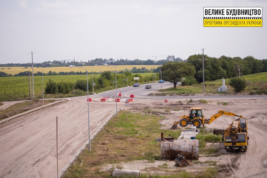 В Днепропетровской области строят две новых автомобильных трассы (Фото) - рис. 1