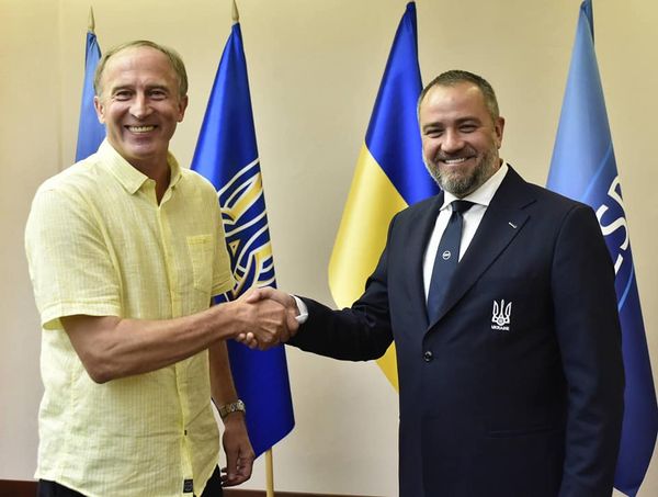 Официально: УАФ представила нового тренера национальной сборной Украины - рис. 1