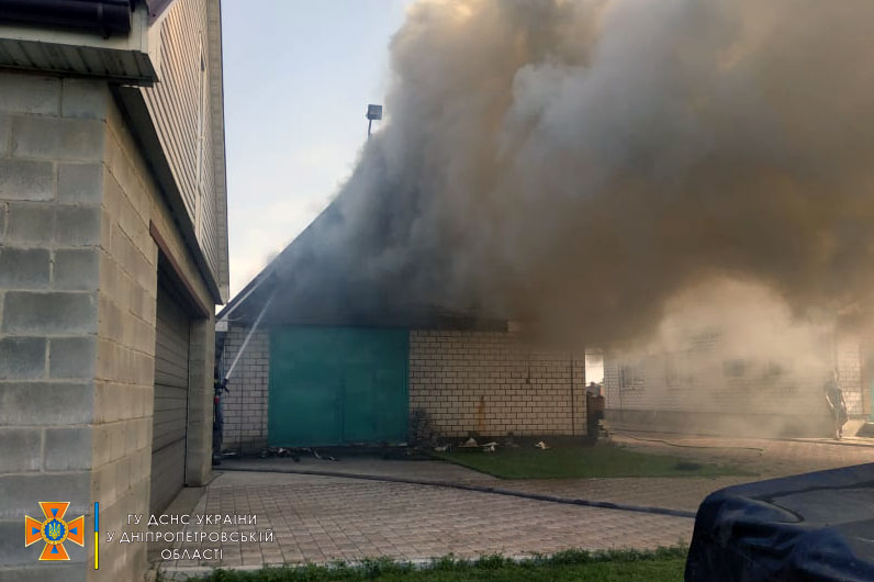 На Днепропетровщине горел сельский дом - рис. 3