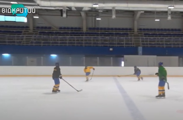 Днепр стал центром подготовки национальной женской сборной по хоккею (Видео) - рис. 1