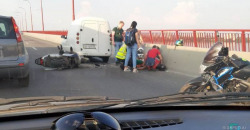 В Днепре на Новом мосту мотоциклист угодил в ДТП: движение затруднено - рис. 3