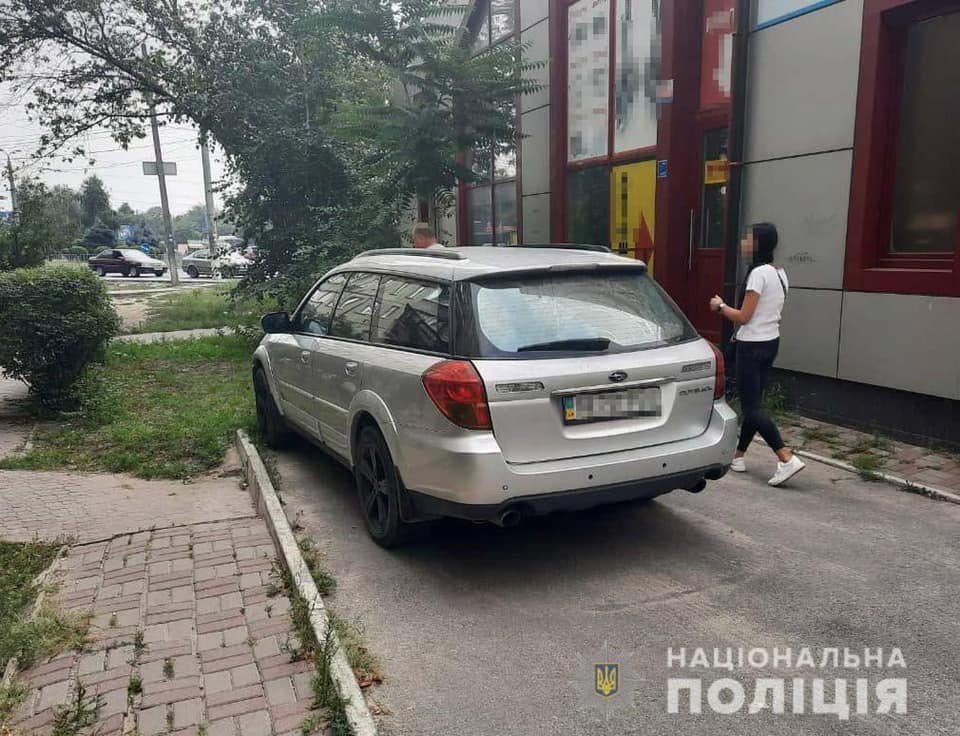 В Днепре ранее судимый работник СТО угнал с работы чужой автомобиль - рис. 1
