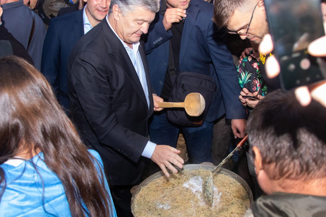 Порошенко в Днепре: V президент Украины приехал на Первый форум Европейской Солидарности Днепропетровской области - рис. 10
