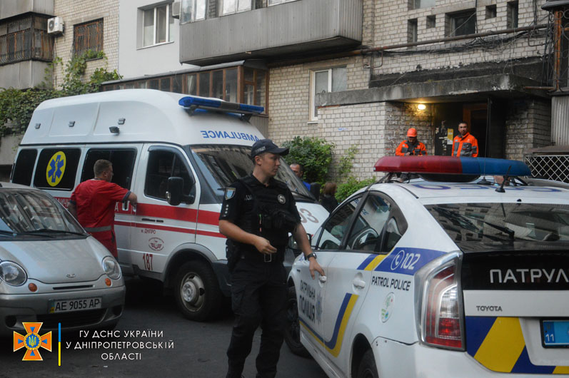 В центре Днепра горела квартира на 3 этаже (Фото/Видео) - рис. 6