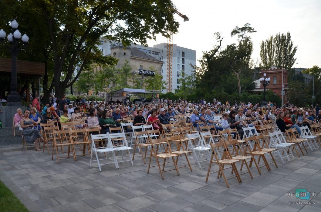 В днепровском парке Шевченко провели концерт классической музыки (Фото) - рис. 8