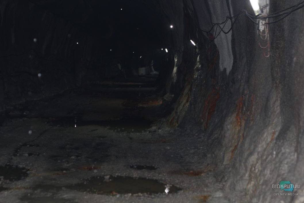 Экскурсия от заммэра Днепра: как выглядит подземелье метрополитена (ФОТО) - рис. 16