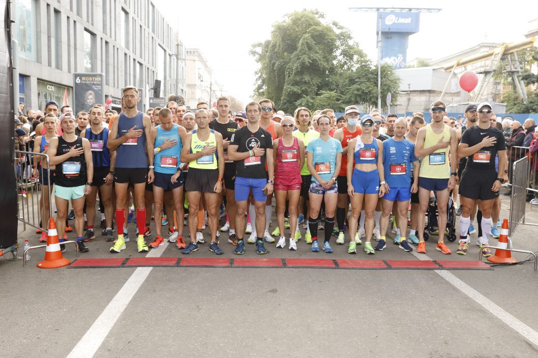 В Днепре стартовал марафон «Almaz Group Dnipro Marathon» (Фото) - рис. 7