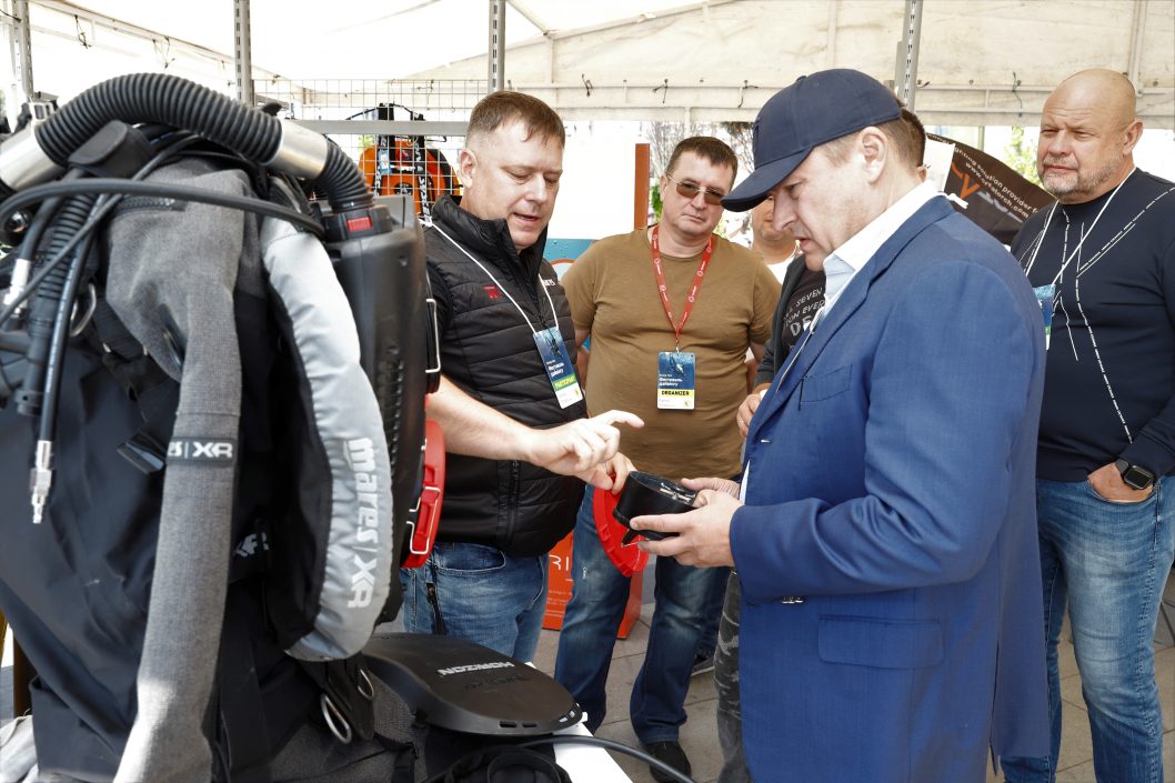 В Днепре провели первый в Украине Международный фестиваль дайвинга - рис. 8