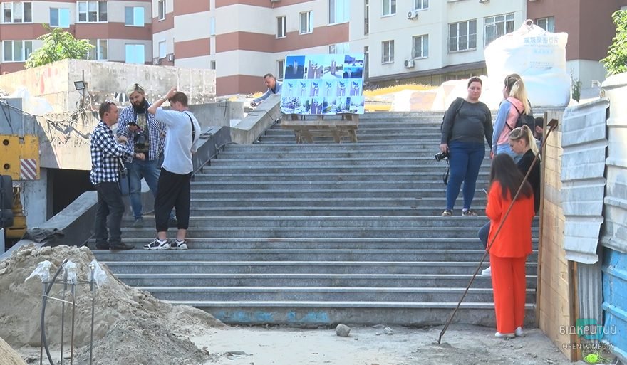 В Днепре появится новый памятный знак ФК «Дніпро» - рис. 2