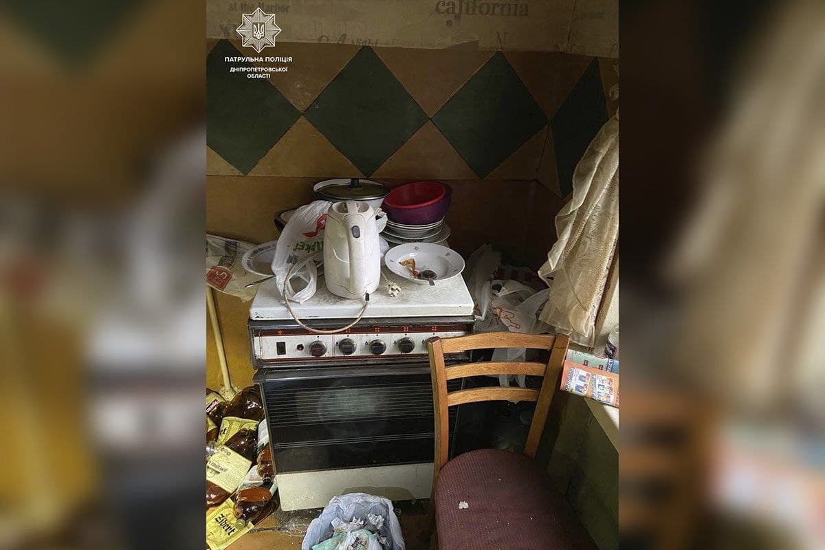 Без света и воды: в Днепре мать содержала двух малышей в антисанитарных условиях - рис. 3