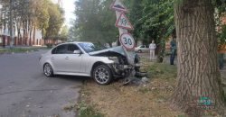 В Днепре пьяный водитель BMW на большой скорости врезался в столб - рис. 7