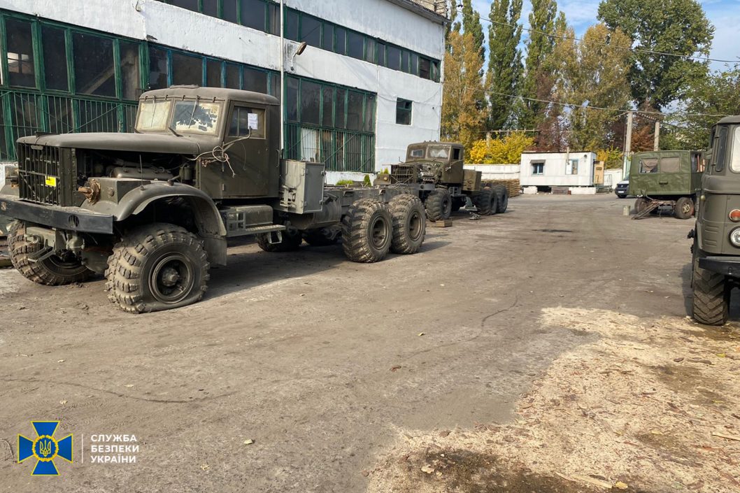 На Днепропетровщине члены ОПГ списали на ремонте военной техники 58 млн гривен - рис. 2
