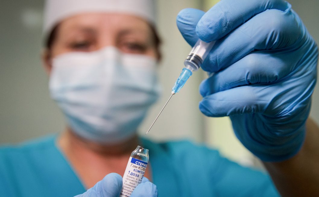 Кабмин Украины выделил 25 миллионов на пропаганду вакцинации от Covid-19 - рис. 1