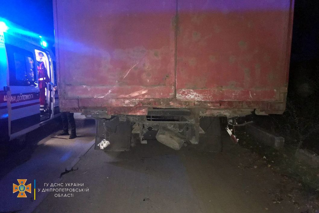 ДТП в Самарском районе Днепра: погиб пассажир легковушки (Фото) - рис. 2