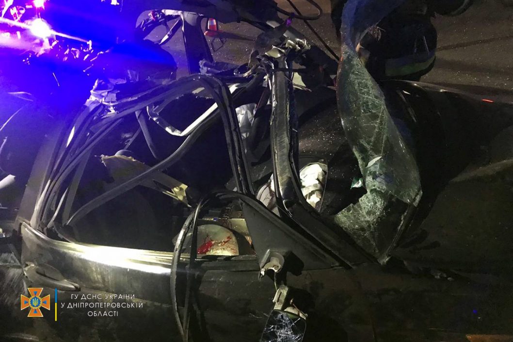 ДТП в Самарском районе Днепра: погиб пассажир легковушки (Фото) - рис. 3