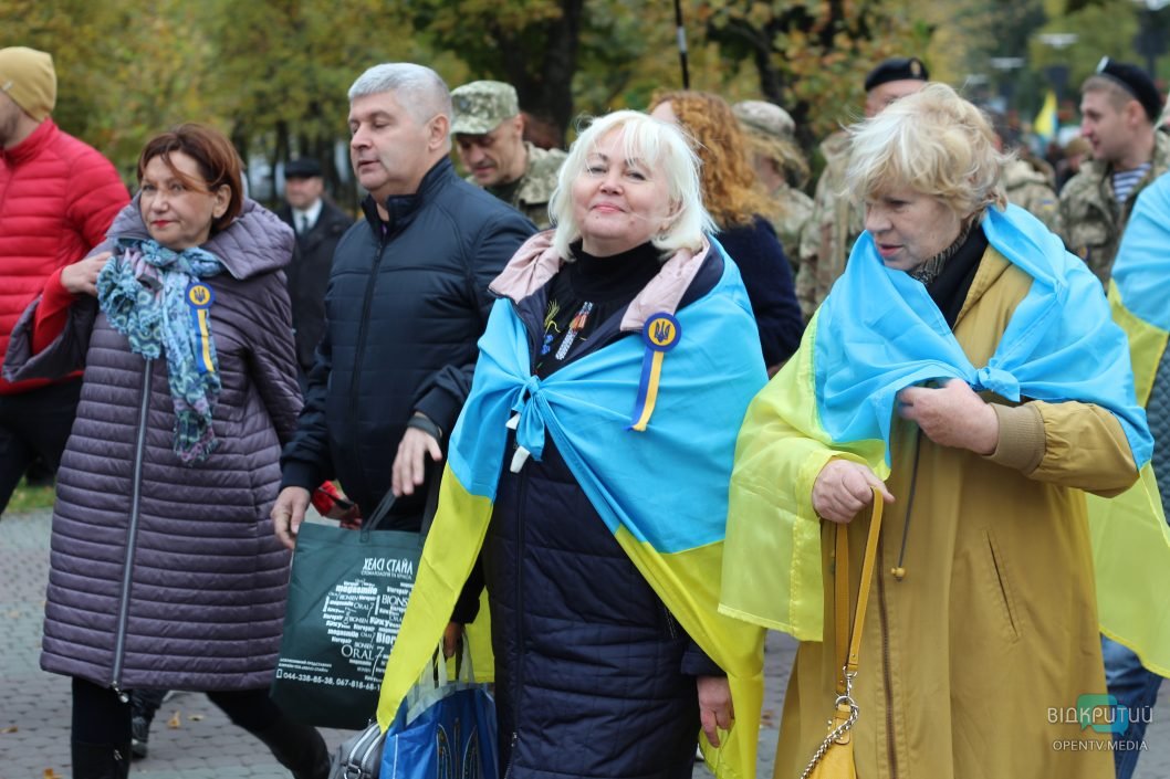 Как в Днепре проходит марш защитников и защитниц Украины (Фоторепортаж) - рис. 16