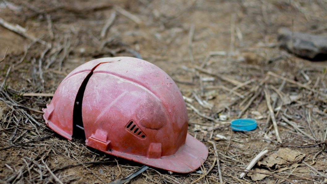 В Кривом Роге на горнодобывающем предприятии погиб 38-летний рабочий - рис. 1