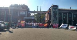 В Днепре провели экологический митинг под стенами Коксохима (Фото) - рис. 2