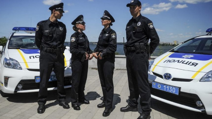 В скором времени полиция начнет проверят Covid-сертификаты украинцев - рис. 1