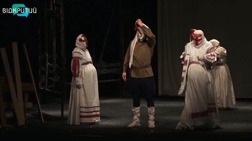 КУТ-30: в Днепре прошел фестиваль современного украинского театра - рис. 1