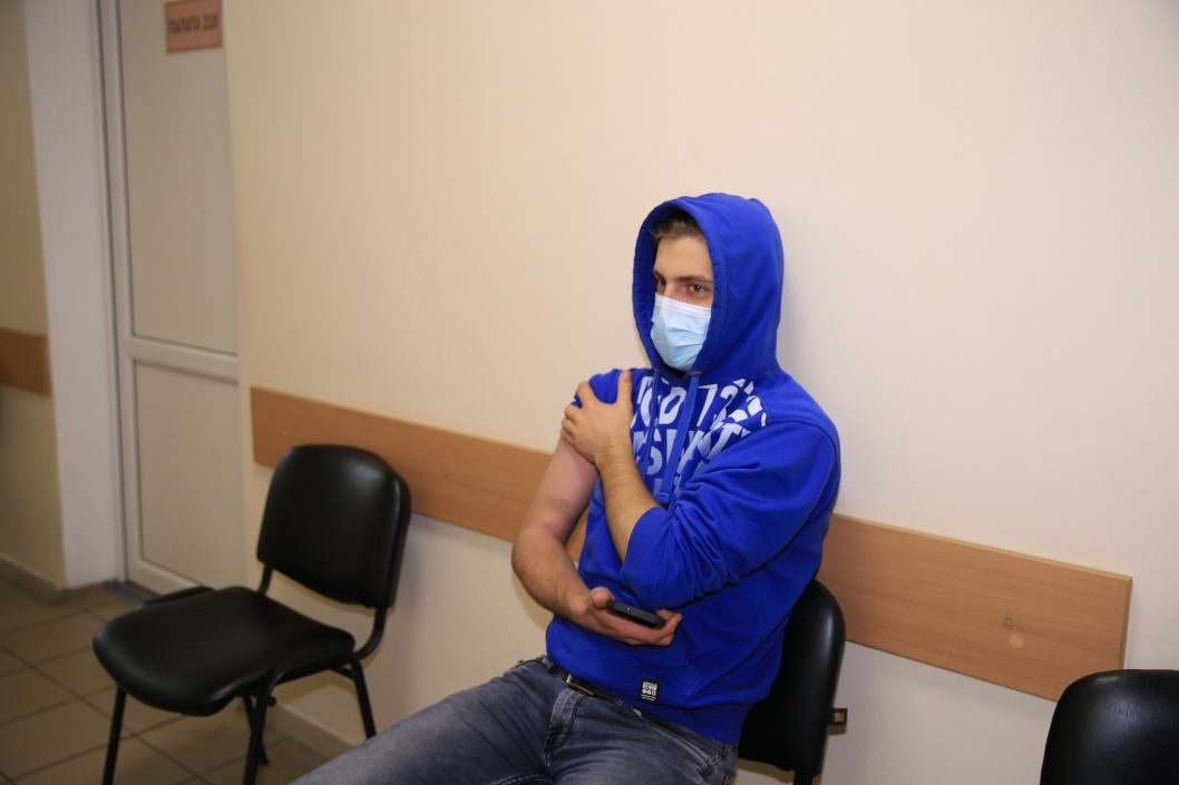 В Днепре провели массовую вакцинацию от коронавируса пациентов с аллергией - рис. 7