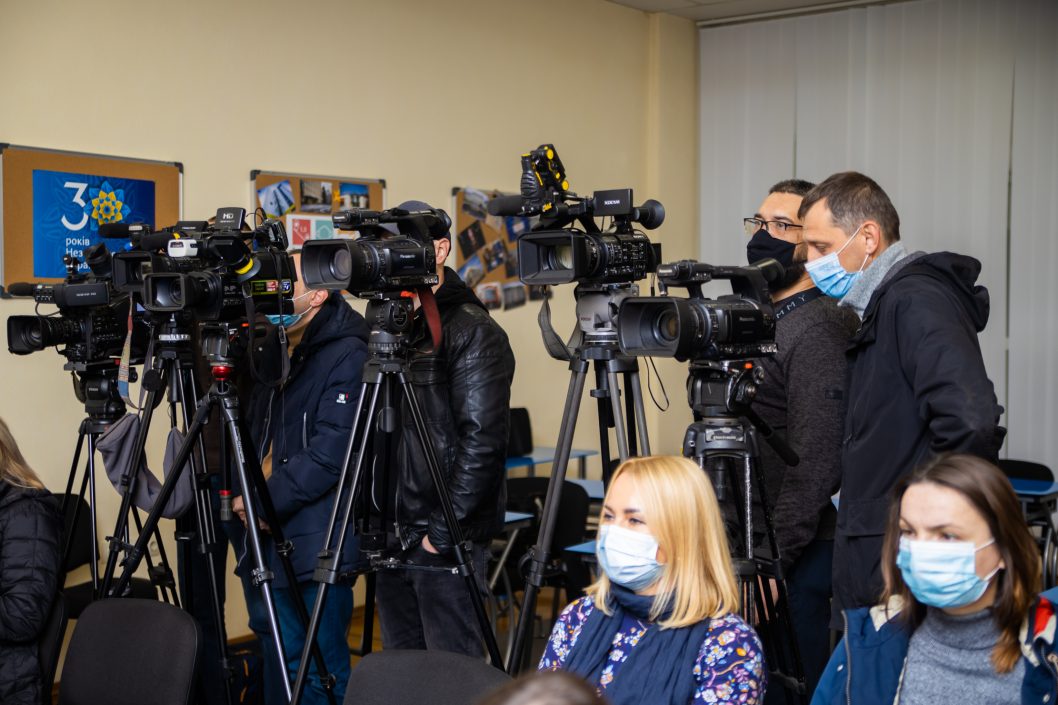 На Днепропетровщине сделали более 1,8 млн прививок от коронавируса - рис. 3