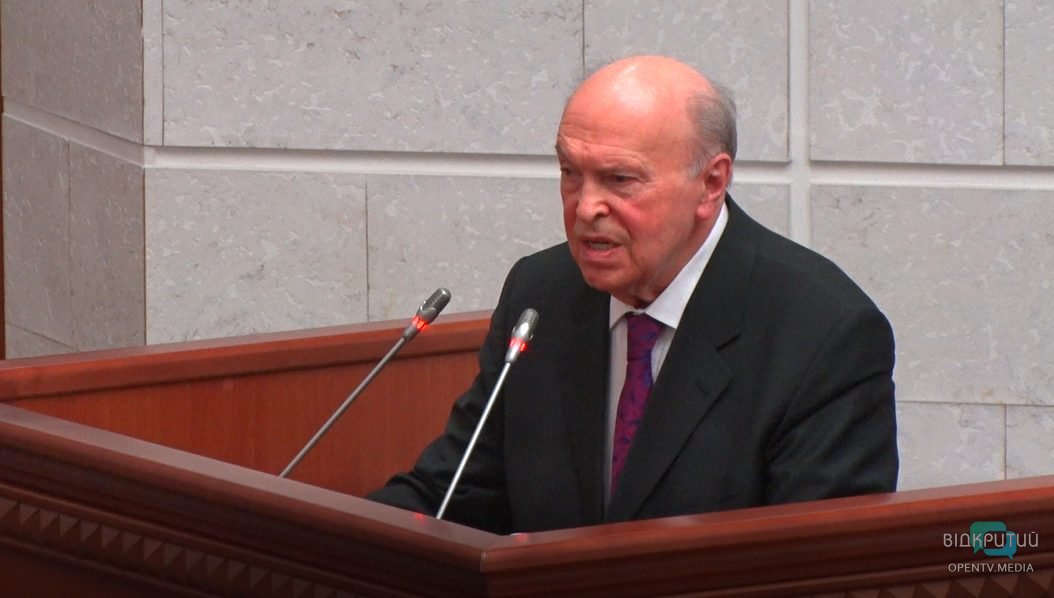 Как ректор-рекордсмен Днепра отреагировал на звание Почетного гражданина города - рис. 2