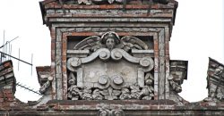 В центре Днепра отреставрировали часть фасада исторического здания (Фото) - рис. 2