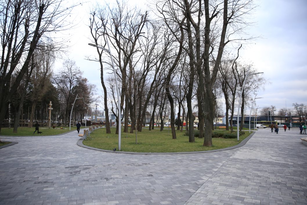 Доступность и безбарьерность пространства: как реконструируют парки Днепра - рис. 10