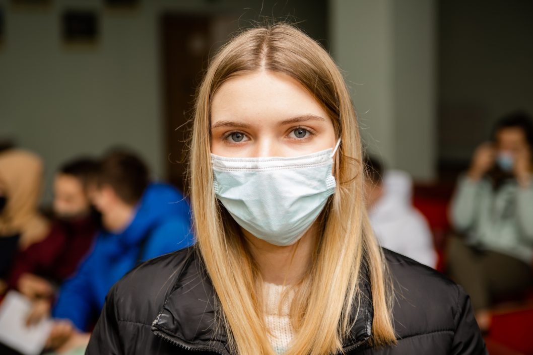 На Днепропетровщине вакцинировали от коронавируса более 3,5 тысяч подростков - рис. 2